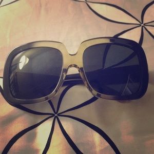 Burberry women sunglasses